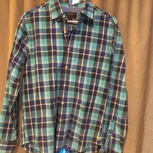 Men’s American Eagle button up plaid medium shirt